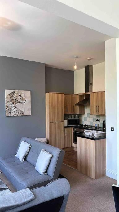 New Hmm Apartmentz - Free Parking - Beautiful Area Sunderland  Exterior photo